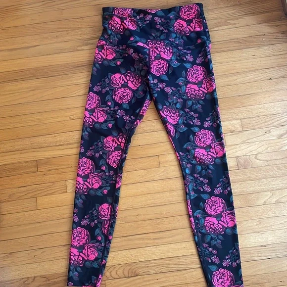 Lorna Jane Gothic Rose Full Length Tights Leggings